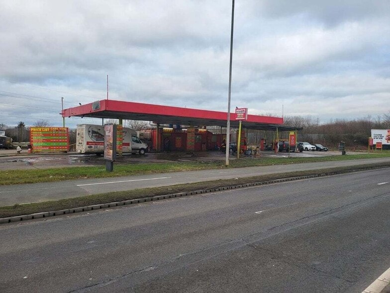 East Lancashire Rd, Knowsley for sale - Building Photo - Image 3 of 4