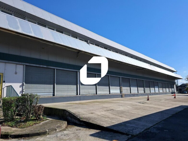 Industrial in Aulnay-sous-Bois to rent - Building Photo - Image 2 of 10
