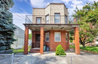 More details for 6715 52nd Ave, Maspeth, NY - Residential for Sale