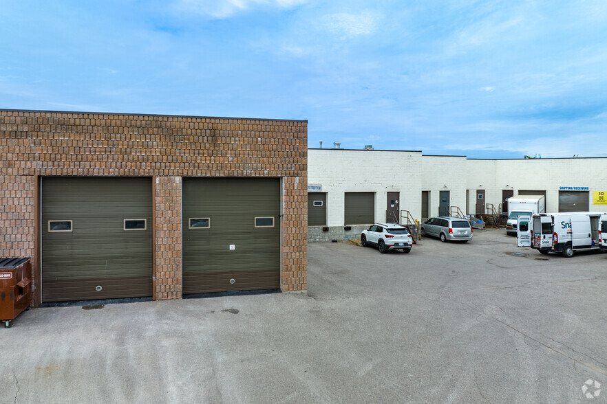 1333 Boundary Rd, Oshawa, ON for rent - Building Photo - Image 2 of 2