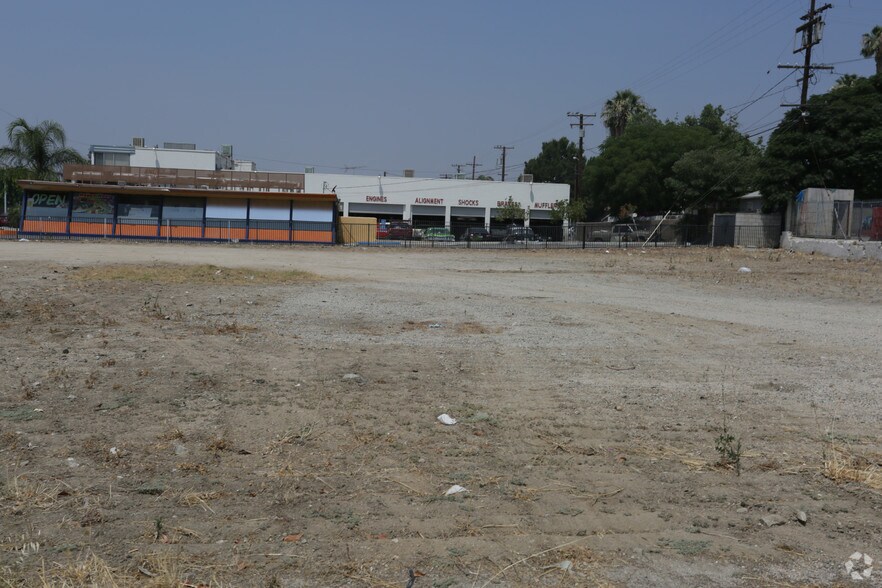 Highland Ave. & Sierra Way, San Bernardino, CA for rent - Building Photo - Image 1 of 3