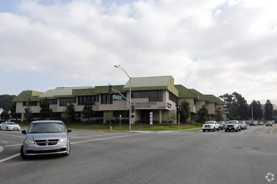 23560 Madison St, Torrance, CA for rent - Building Photo - Image 1 of 4