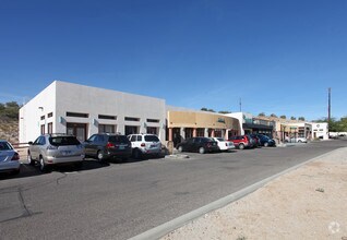 10355 N La Canada Dr, Tucson, AZ for rent Primary Photo- Image 1 of 3