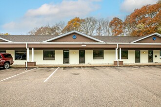 3769 Old Post Rd, Charlestown, RI for rent Building Photo- Image 1 of 8