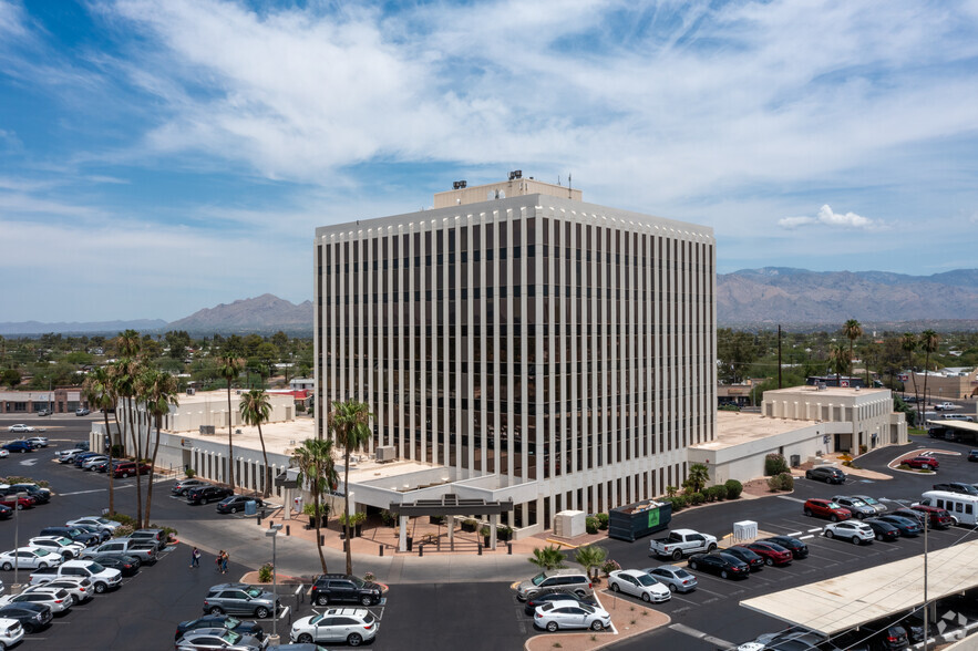 4400 E Broadway Blvd, Tucson, AZ for rent - Building Photo - Image 3 of 22