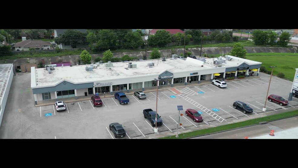 4520-4534 Beechnut St, Houston, TX for rent - Commercial Listing Video - Image 2 of 3