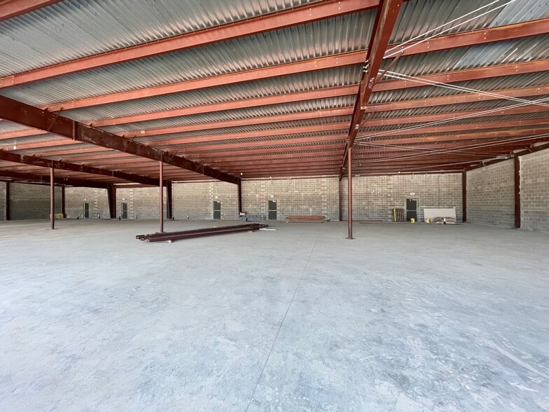 9760 Highway 6 S, Sugar Land, TX to rent - Interior Photo - Image 3 of 6