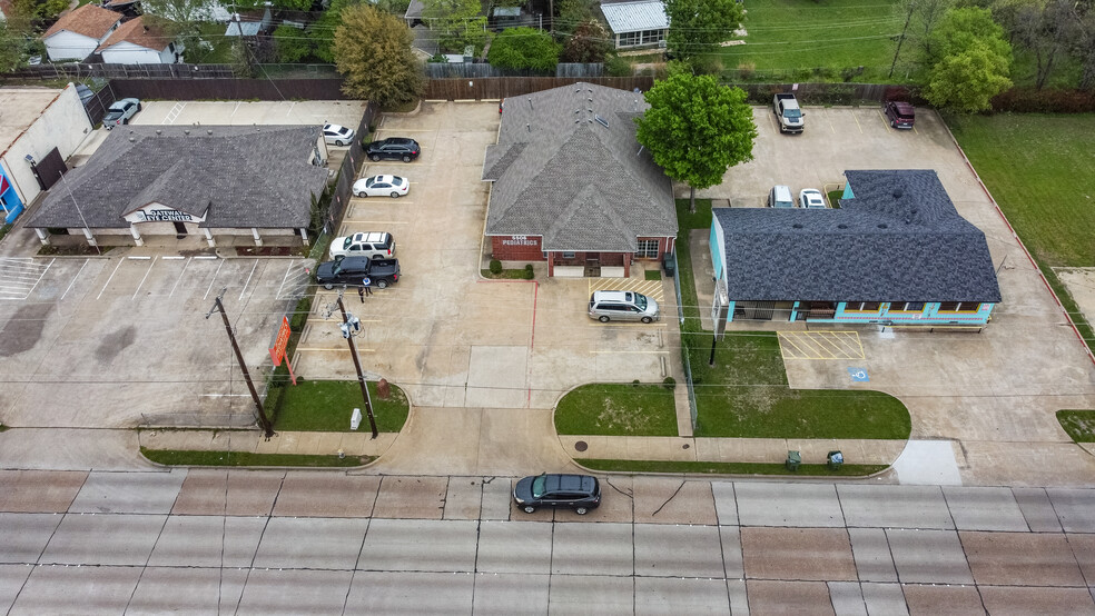 5506 Broadway Blvd, Garland, TX for rent - Building Photo - Image 3 of 35