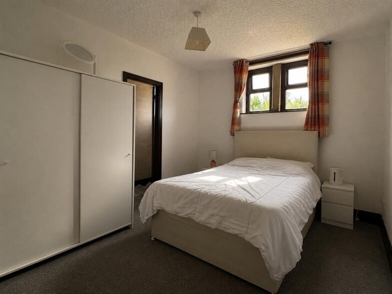 Hob Ln, Keighley to rent - Interior Photo - Image 3 of 26