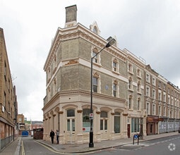 134-136 Seymour Pl, London to rent Building Photo- Image 2 of 3