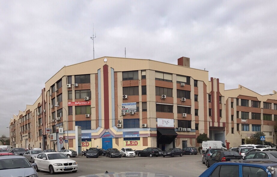 Industrial in Madrid, Madrid for sale - Primary Photo - Image 1 of 2