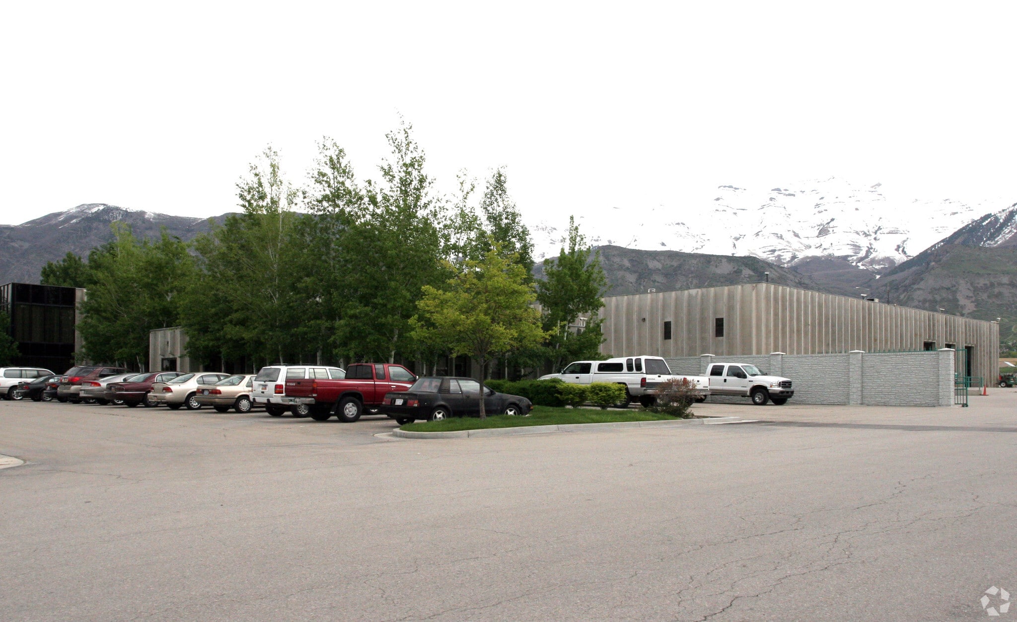 786 N Geneva Rd, Lindon, UT to rent Building Photo- Image 1 of 4