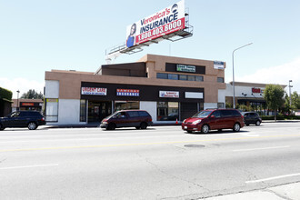 7211-7219 Van Nuys Blvd, Van Nuys, CA for sale Primary Photo- Image 1 of 1