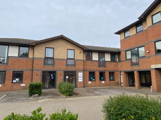 2 Bognor Rd, Chichester for sale Primary Photo- Image 1 of 1