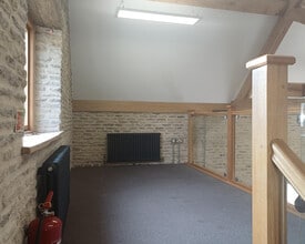 Dovecote Yard, Peterborough to rent Interior Photo- Image 1 of 1
