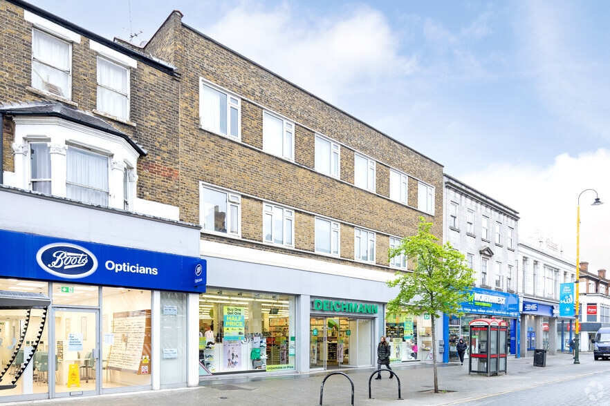 108-112 High St N, London to rent - Building Photo - Image 1 of 4