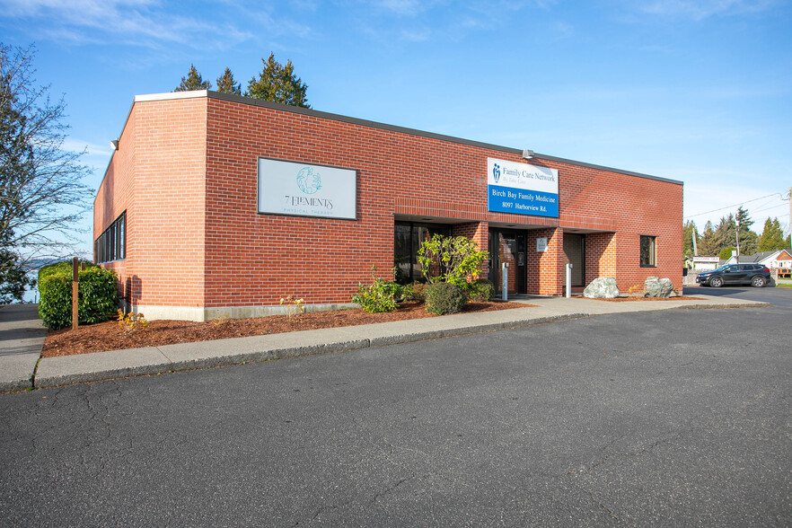 8097 Harborview Rd, Blaine, WA for sale - Building Photo - Image 1 of 21