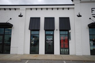 1348 Union University Dr, Jackson, TN for rent Building Photo- Image 1 of 15