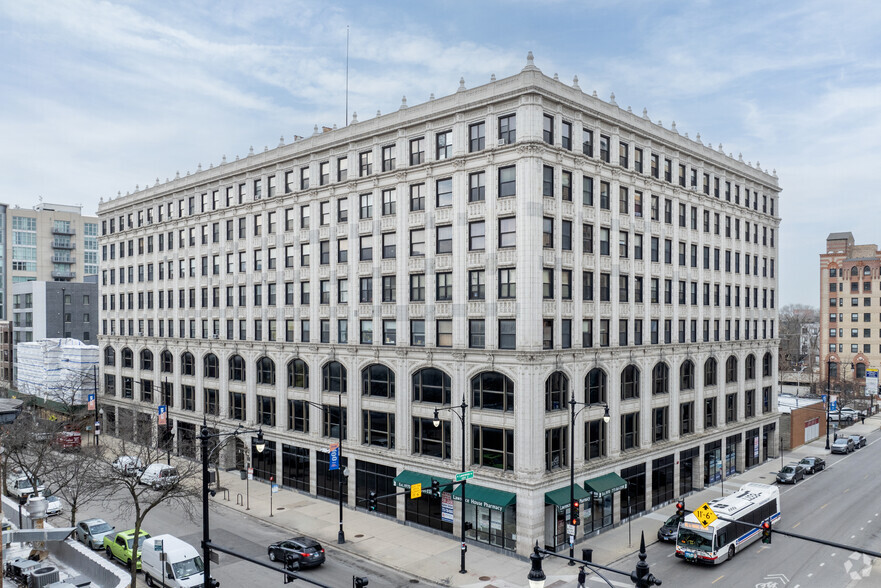 4740-4750 N Sheridan Rd, Chicago, IL for rent - Building Photo - Image 1 of 7