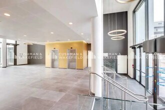 Office in Massy to rent Interior Photo- Image 1 of 9