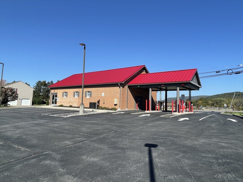 100 S Main St, Smithsburg, MD for sale - Primary Photo - Image 1 of 1