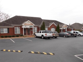 More details for 327 Dahlonega St, Cumming, GA - Office for Rent