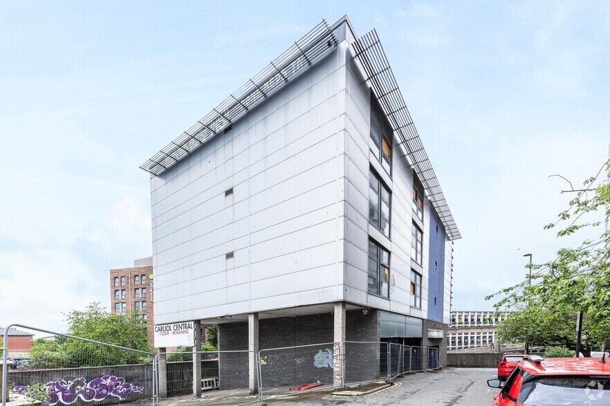 25 Carliol Sq, Newcastle Upon Tyne for sale - Primary Photo - Image 1 of 1