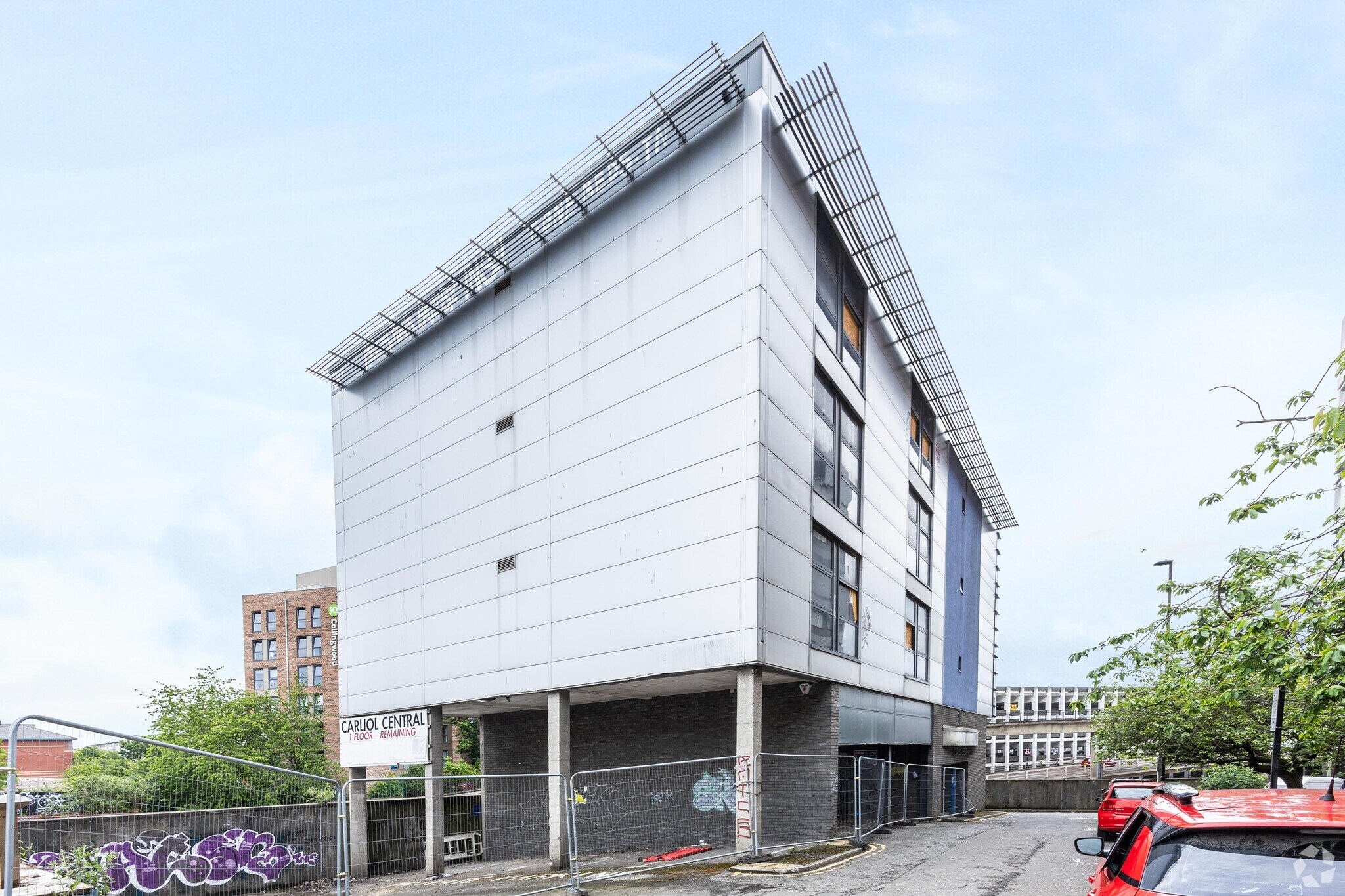 25 Carliol Sq, Newcastle Upon Tyne for sale Primary Photo- Image 1 of 1