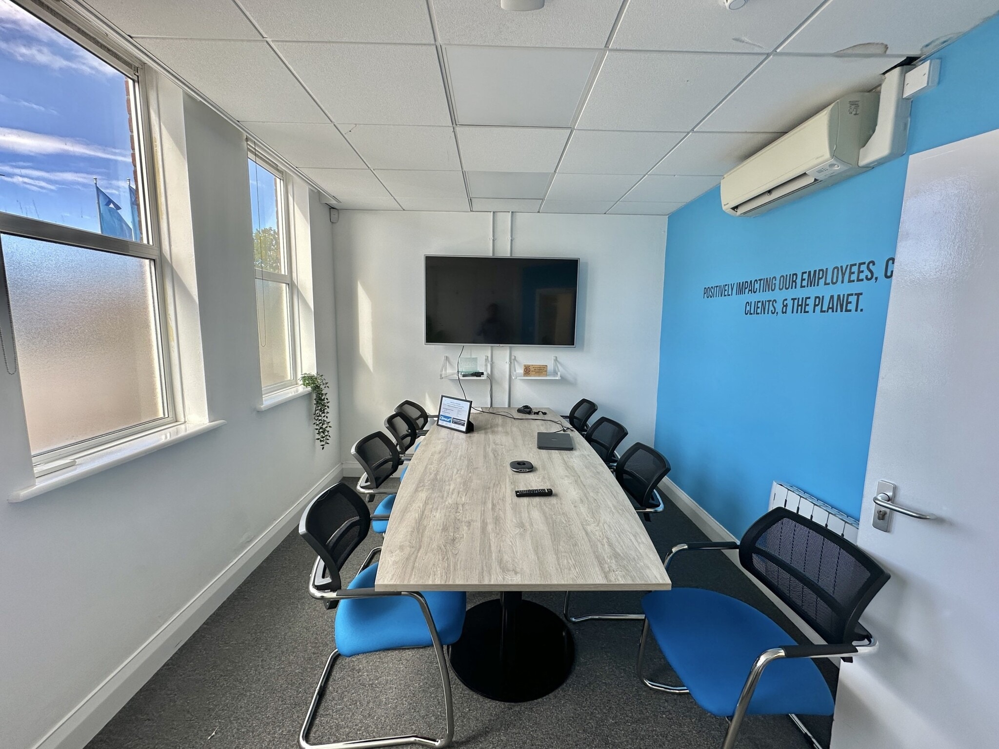 Bryant Road, Poole to rent Interior Photo- Image 1 of 8