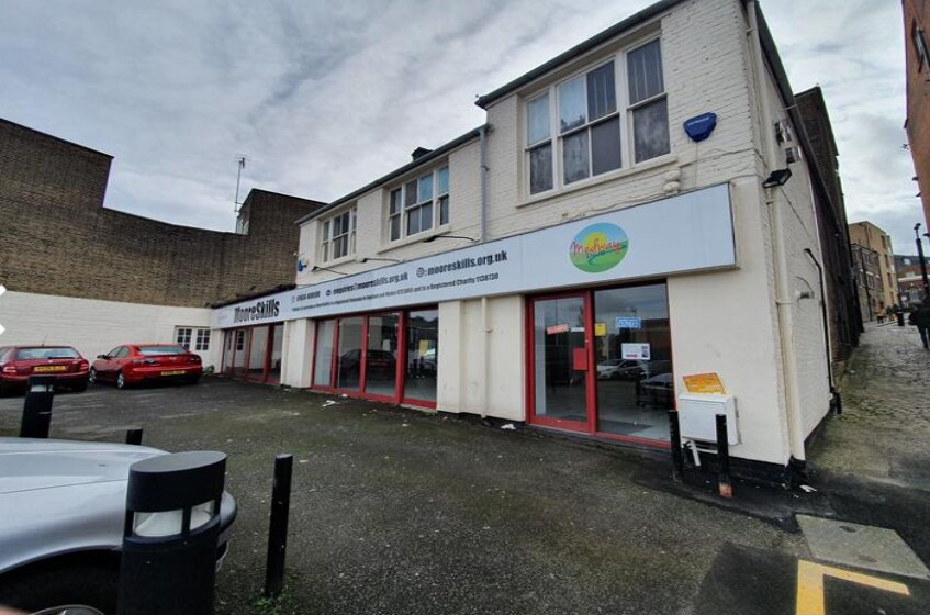 Medway St, Chatham for sale Building Photo- Image 1 of 1