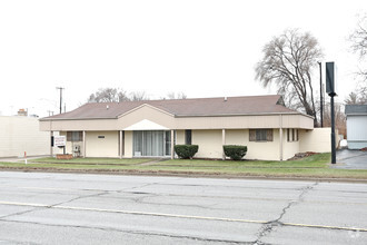 3750 E 12 Mile Rd, Warren, MI for sale Primary Photo- Image 1 of 1