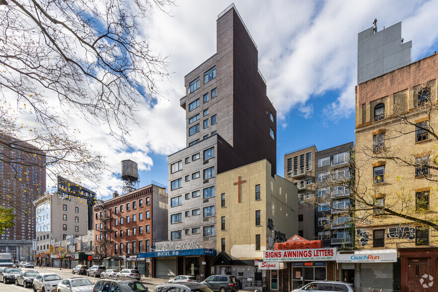 61-63 Chrystie St, New York, NY for sale - Building Photo - Image 1 of 1