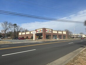 566 Stratford Rd, Winston-Salem, NC for rent Building Photo- Image 1 of 8