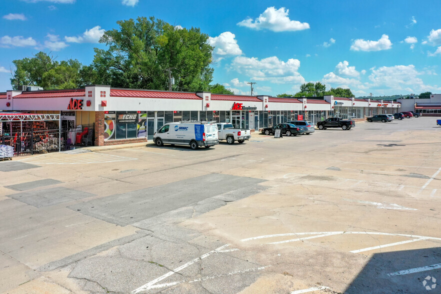 200-238 S 8th St, Blair, NE for sale - Primary Photo - Image 1 of 1