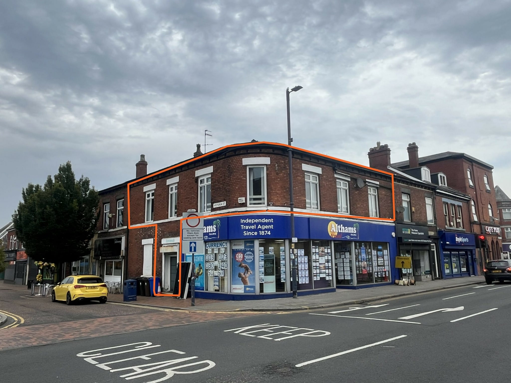 8 Stockport Rd, Manchester to rent Primary Photo- Image 1 of 2