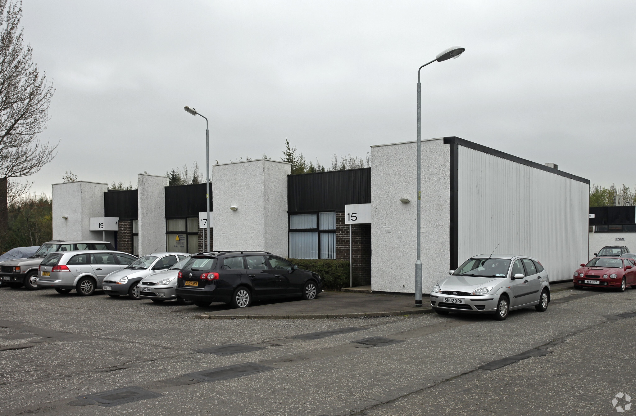 15-19 Carron Pl, East Kilbride to rent Primary Photo- Image 1 of 2