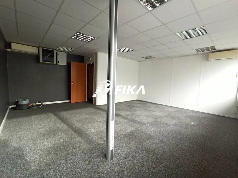 Office in Toulouse to rent - Building Photo - Image 3 of 5