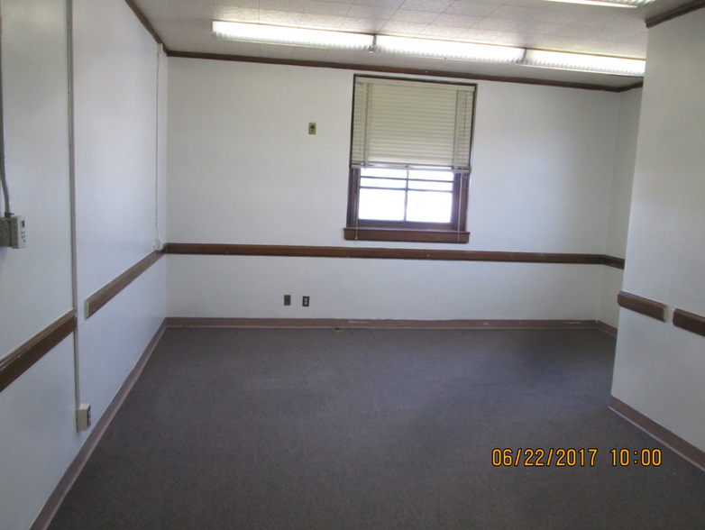 5 E Main St, Springerville, AZ for rent - Interior Photo - Image 2 of 2