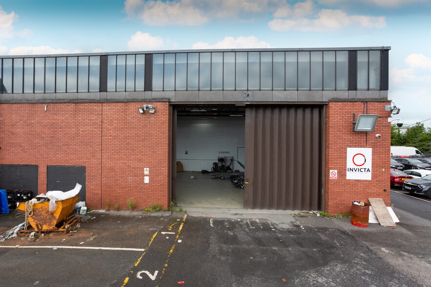 Derby Way, Bury to rent - Building Photo - Image 2 of 7