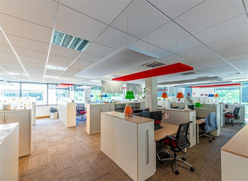 Office in Serris for sale Interior Photo- Image 1 of 7