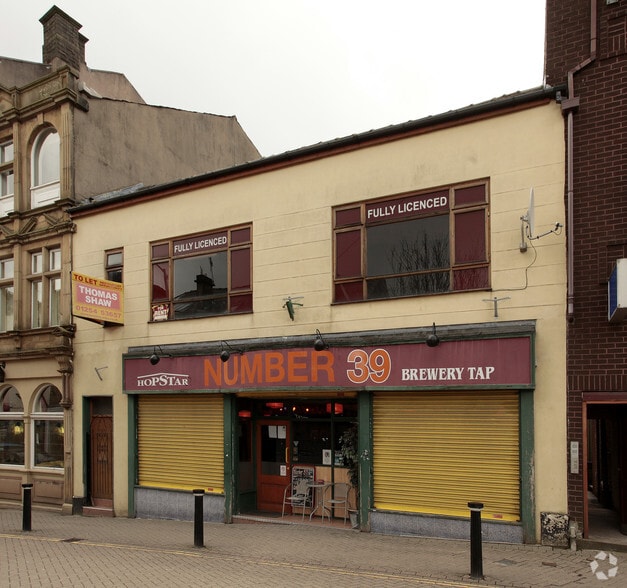 35-39 Bridge St, Darwen for sale - Primary Photo - Image 1 of 1