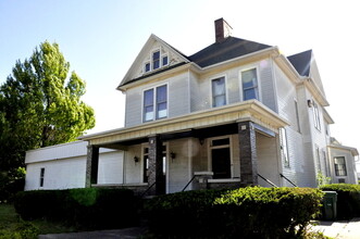 208 N Park St, Streator, IL for sale Building Photo- Image 1 of 154