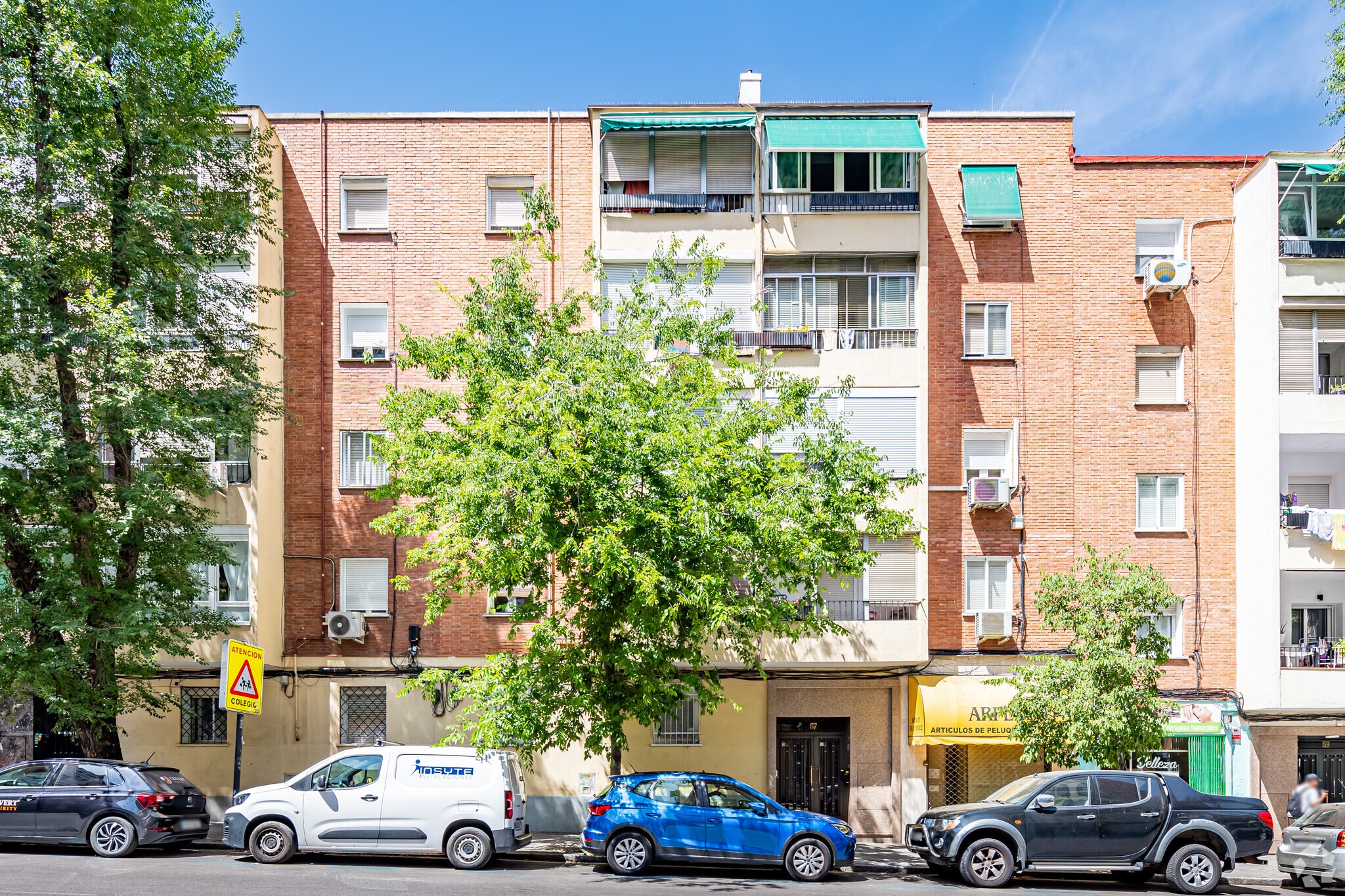 Retail in Madrid, Madrid to rent Primary Photo- Image 1 of 3