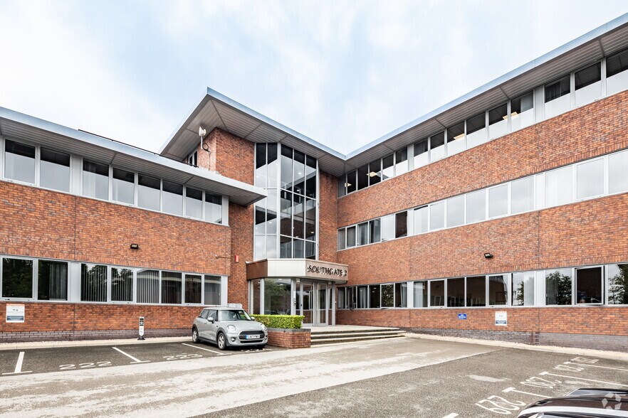 Wilmslow Rd, Cheadle to rent - Building Photo - Image 2 of 3