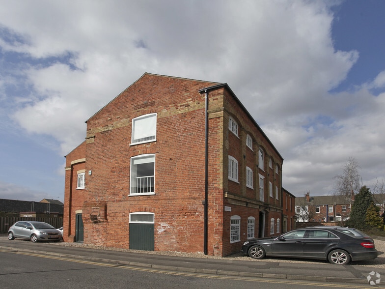 Roman Whar, Lincoln to rent - Building Photo - Image 2 of 3