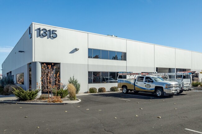 More details for 1315 Greg St, Sparks, NV - Industrial to Rent