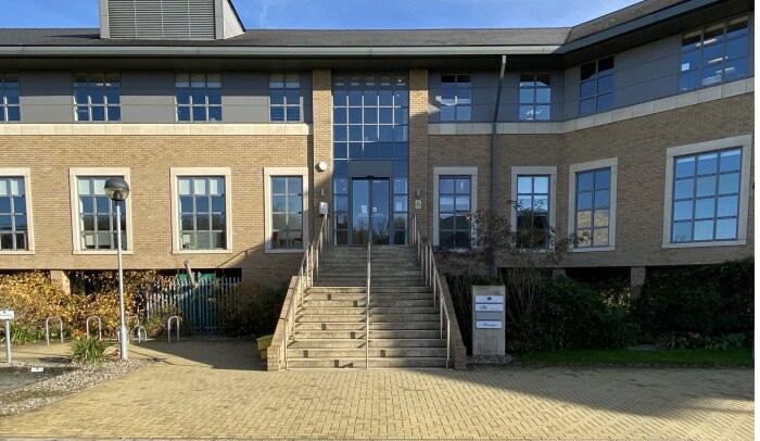 Parsons Grn, St Ives to rent Building Photo- Image 1 of 4