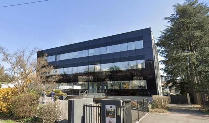 Office in Caluire-et-Cuire to rent - Building Photo - Image 1 of 9