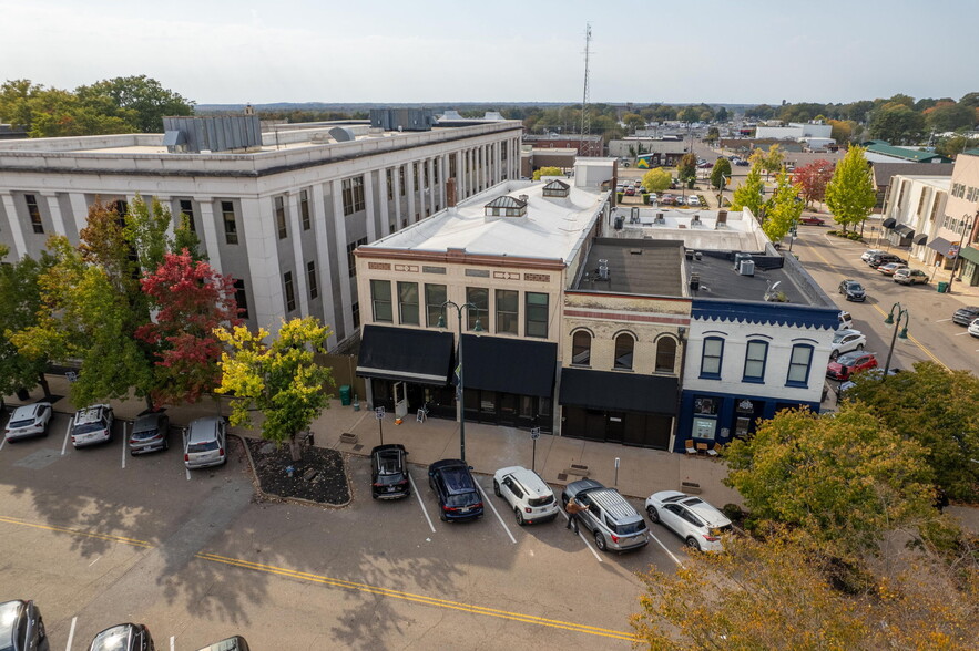 111-113 N Liberty St, Jackson, TN for sale - Building Photo - Image 1 of 21