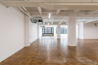 220 36th St, Brooklyn, NY for rent Interior Photo- Image 1 of 8